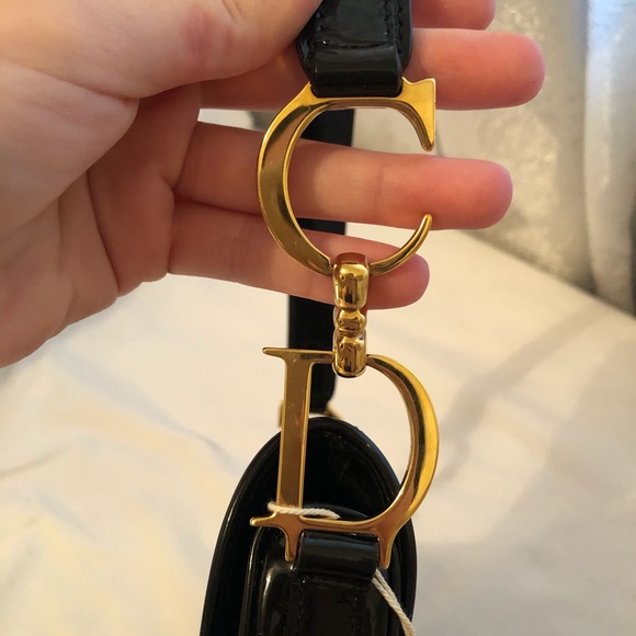 Mini Saddle Bag in Patent Leather - Picture 6 of 6